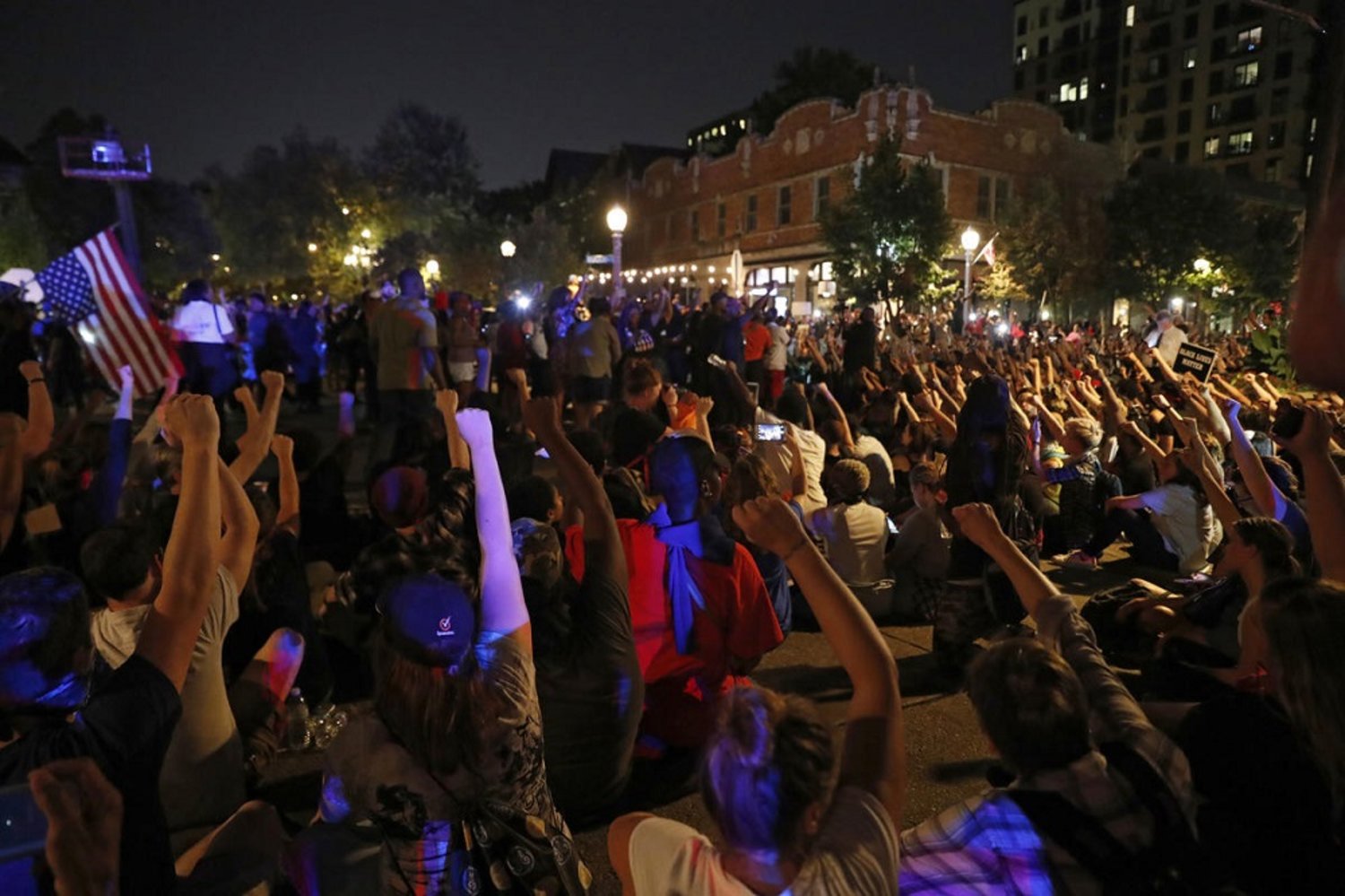 Protests erupt in St. Louis in the US after a judge acquits a white former cop of the fatal shooting of a black man. (AP)