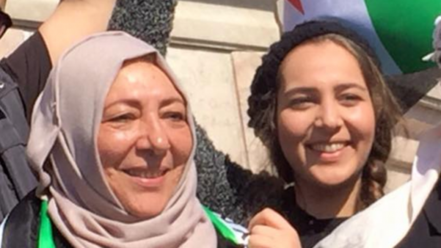 Orouba Barakat (L) and her daughter Halla Barakat. (Twitter)