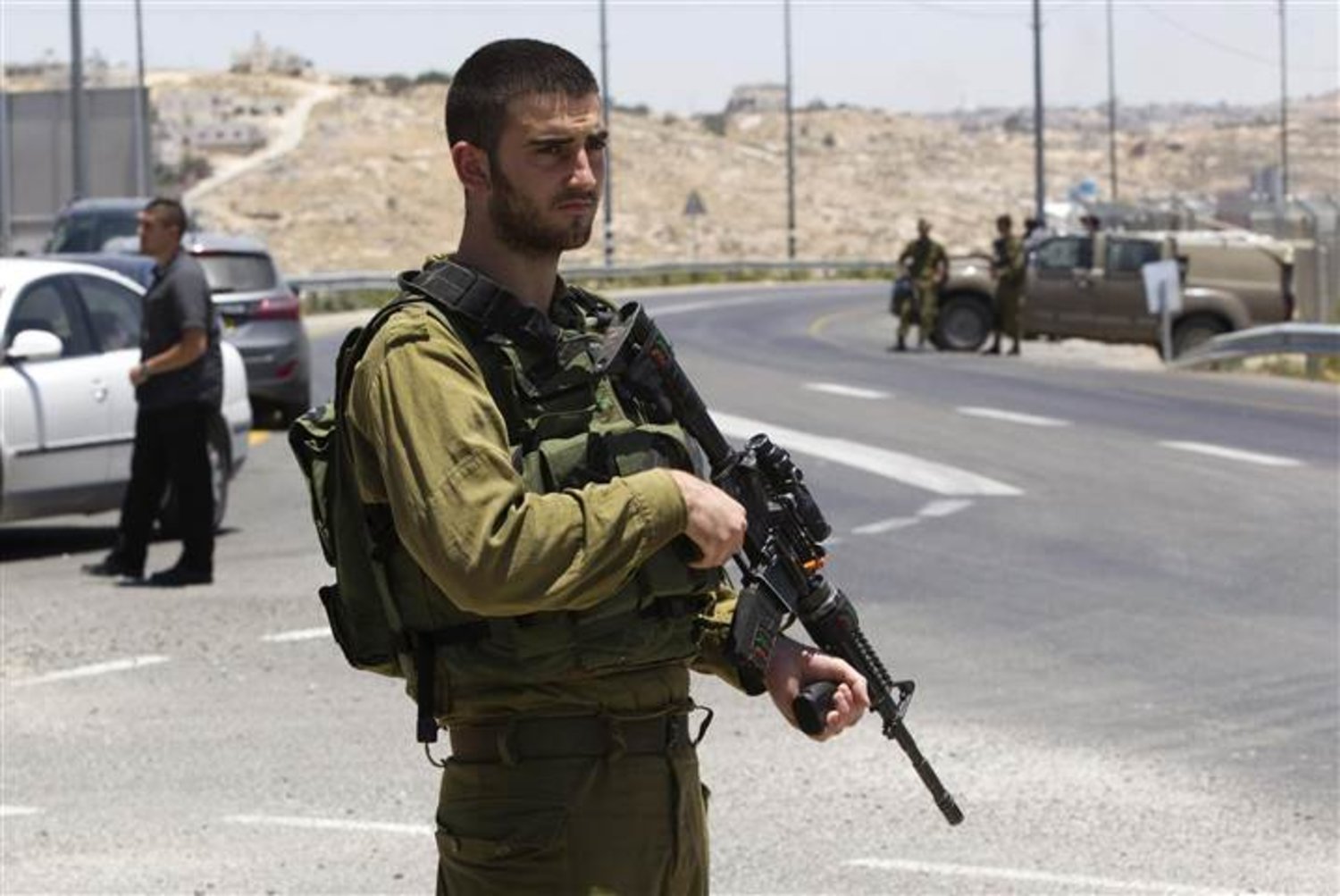 An Israeli soldier standing at the West Bank city of Hebron. (File Photo: Reuters)

