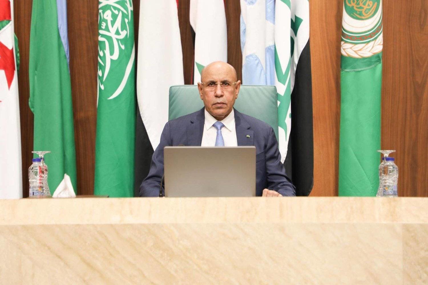 The Mauritanian President in front of the permanent delegates to the Arab League. (Mauritanian Presidency) 