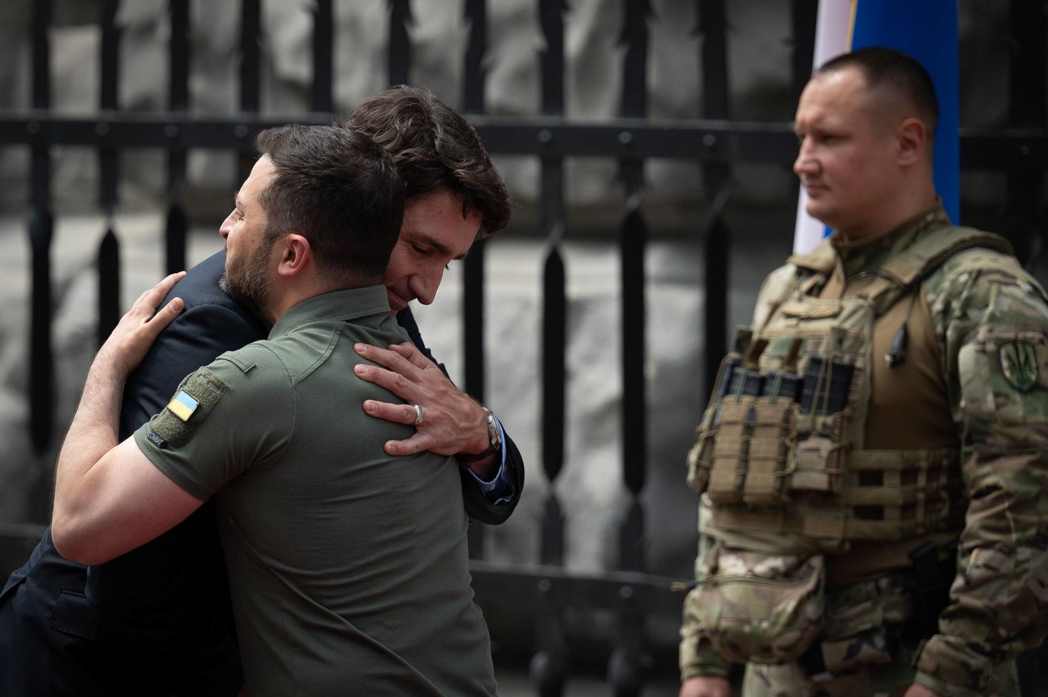A handout photo made available by Ukraine's Presidential Press Service shows Ukraine's President Volodymyr Zelensky (L, front) welcoming Canada's Prime Minister Justin Trudeau (L, back) to Kyiv, Ukraine, 10 June 2023, amid Russia's invasion.  EPA/PRESIDENTIAL PRESS SERVICE 