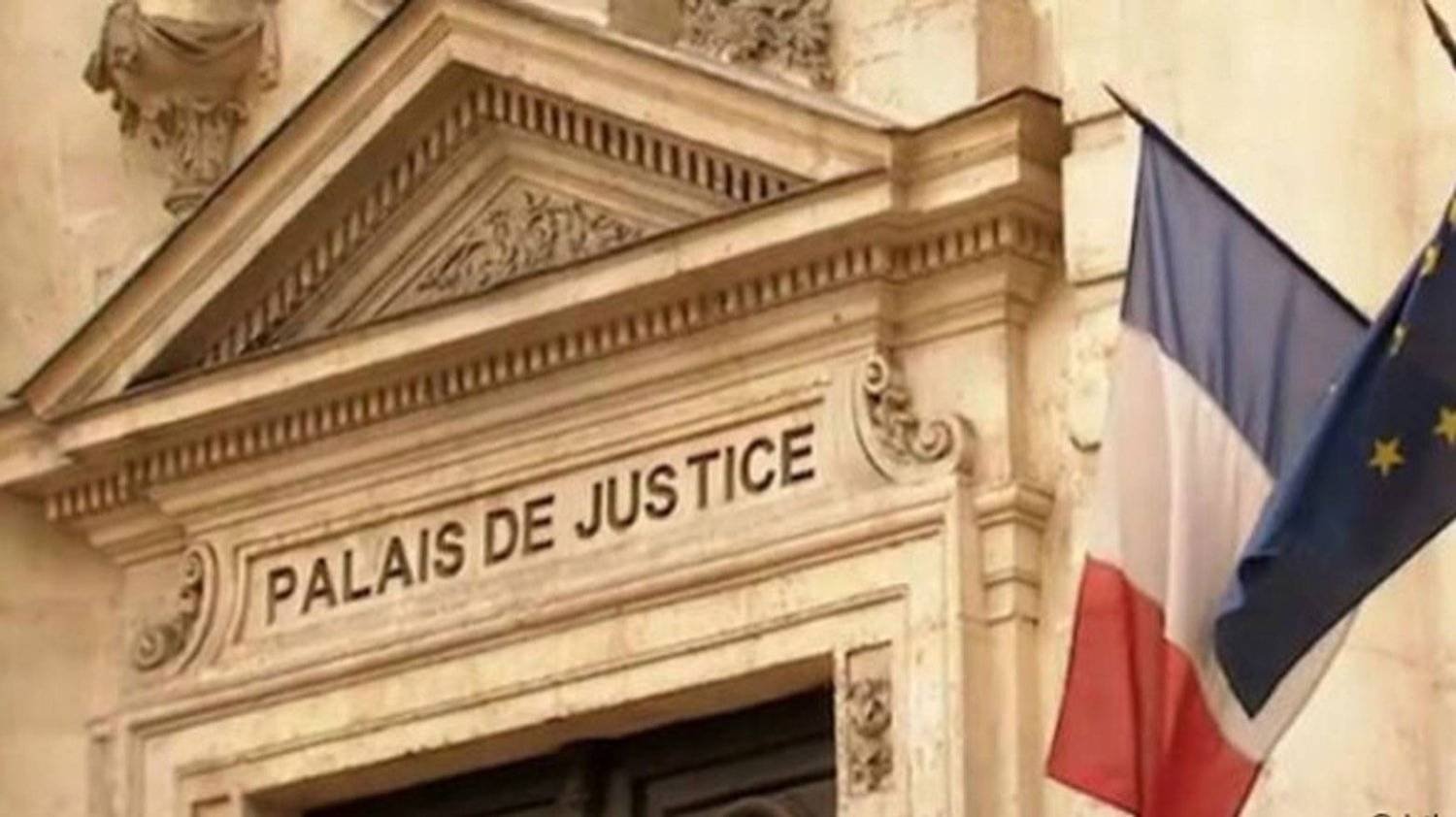 Palace of Justice in Paris. (viral photo)

