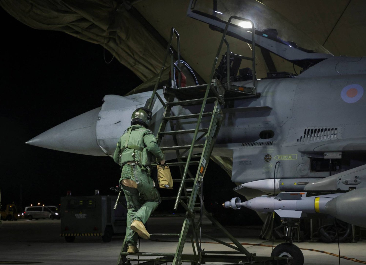 A Royal Air Force Typhoon aircraft is prepared to conduct further strikes against Houthi targets, February 24, 2024. AS1 Eoin Kirwan-Taylor RAF/UK MOD/Handout via REUTERS 
