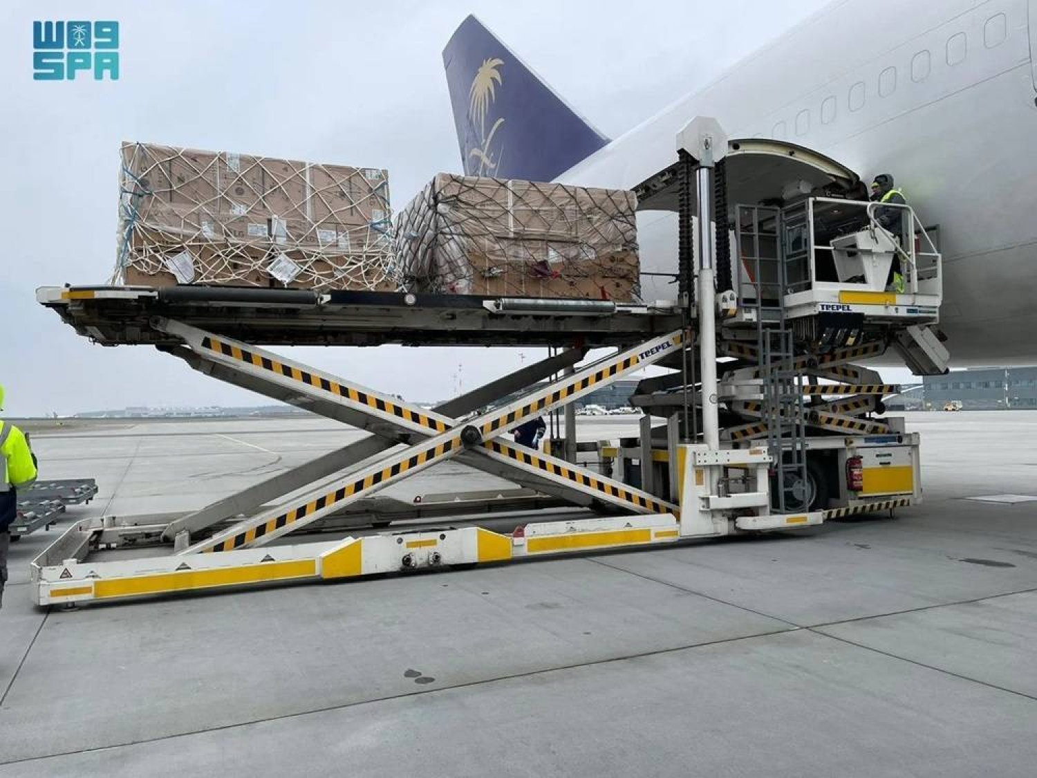 The 11th Saudi relief plane operated by the King Salman Humanitarian Aid and Relief Center (KSrelief) arrived in Poland in Friday ahead of heading to Ukraine. (SPA)