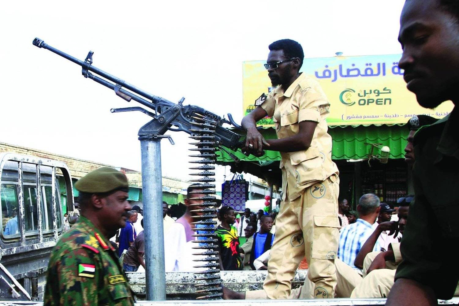 Armed elements affiliated with the Sudanese army (AFP)