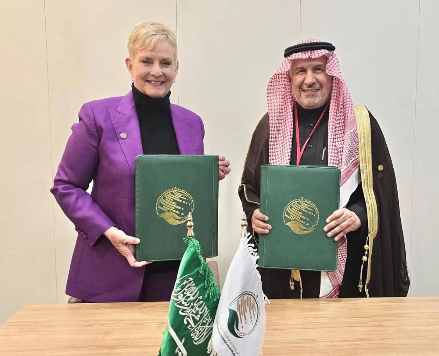 The agreement was signed by Advisor at the Royal Court and Supervisor General of the KSrelief Dr. Abdullah bin Abdulaziz Al Rabeeah and World Food Program Executive Director Cindy McCain. (SPA)