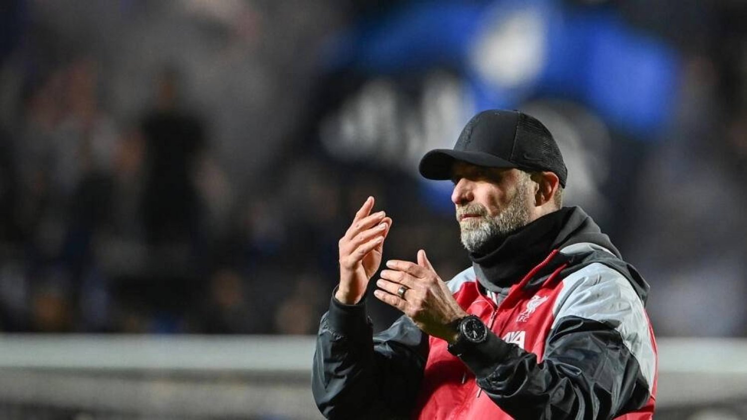 Liverpool coach Jurgen Klopp reacts as his team is knocked out by Atalanta. Isabella BONOTTO / AFP

