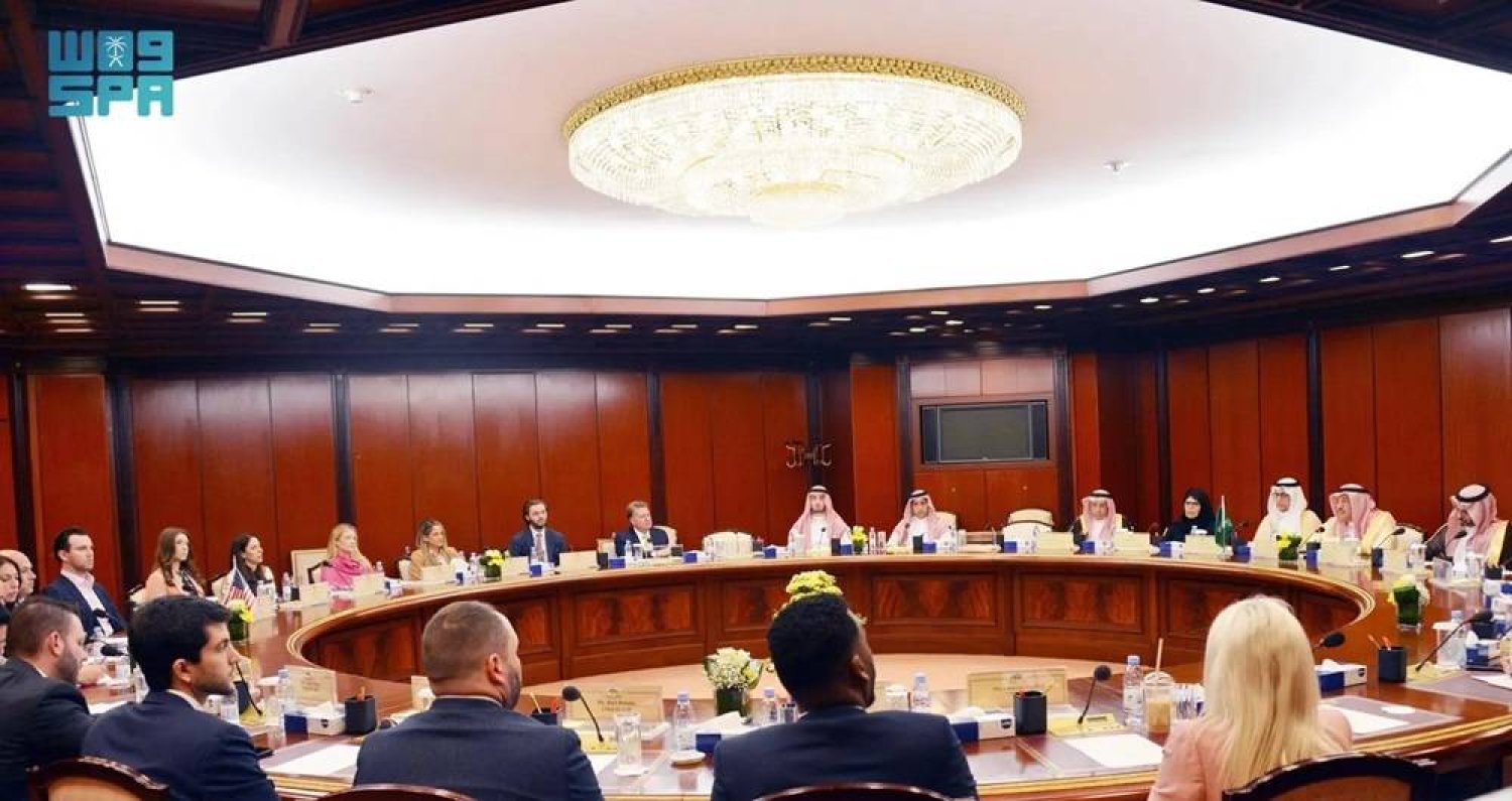 The Saudi-American Parliamentary Friendship Committee meets with a delegation of senior advisors and assistants to US Congress members at the Shura Council headquarters in Riyadh. (SPA)