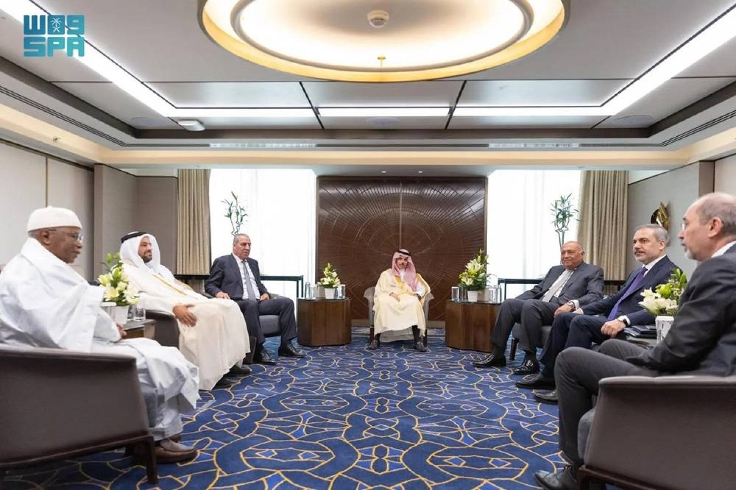 Saudi Foreign Minister Prince Faisal bin Farhan bin Abdullah chairs the meeting of the Ministerial Committee assigned by the Joint Arab-Islamic Extraordinary Summit on Developments in the Gaza Strip. (SPA)