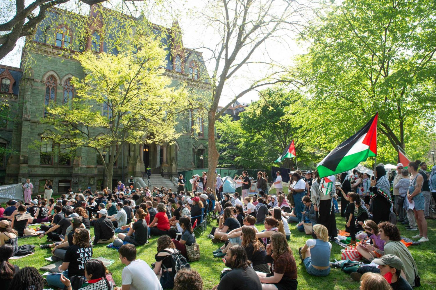 Pro-Palestinian protesters, including students and faculty of universities across Philadelphia, held Seder during the fourth day of the protest encampment at the University of Pennsylvania in Philadelphia, Pennsylvania on April 28, 2024. (Photo by Matthew Hatcher / AFP)