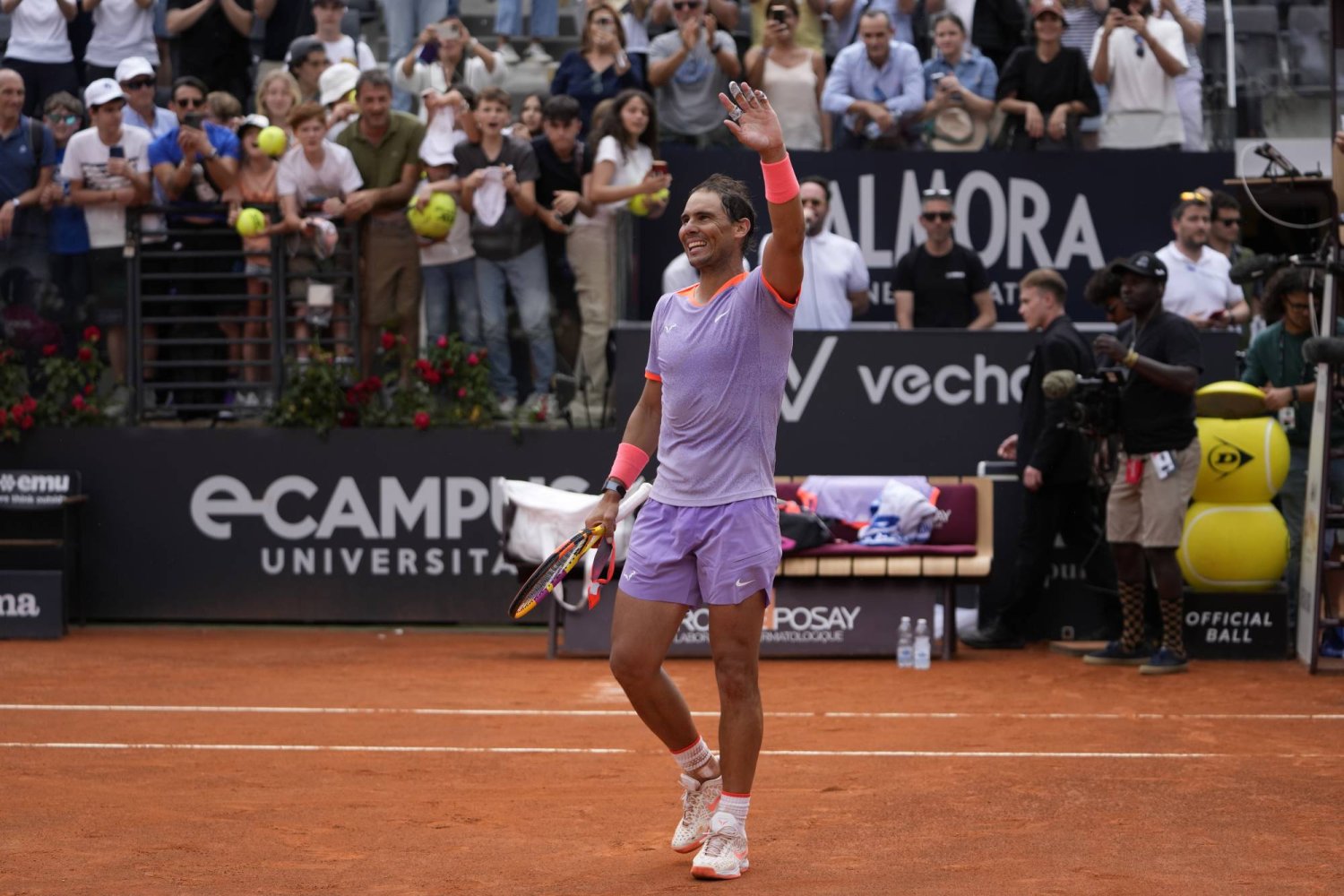 Spain's Rafael Nadal celebrates after beating Belgium's Zizou Bergs at the Italian Open tennis tournament, in Rome, Thursday, May 9, 2024. (AP Photo/Alessandra Tarantino)