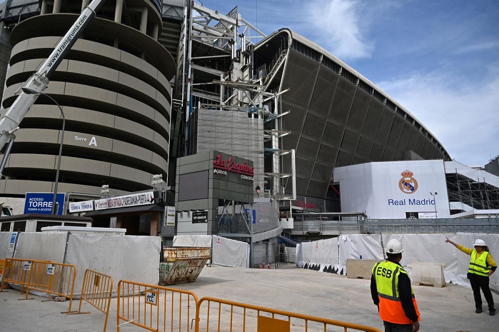 Real Madrid to Get Extra $255 Million for Stadium Renovation | Asharq  AL-awsat